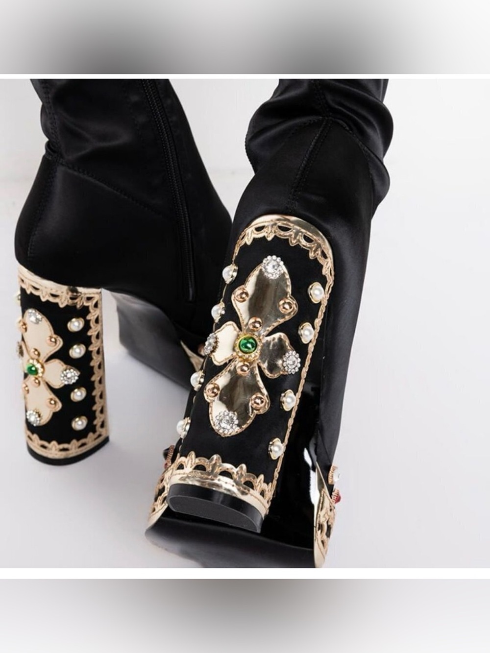 The AZALEA WANG Spotlight Junkie Chunky Bootie